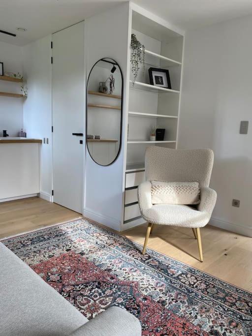 לוקרן The Conservatory Cosy & Romantic Little House - Central Between Gent Antwerpen Brussel & Brugge מראה חיצוני תמונה